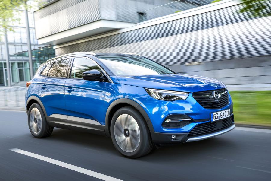  Opel Grandland X Turbo D 2017 года  (фото 10 из 42)